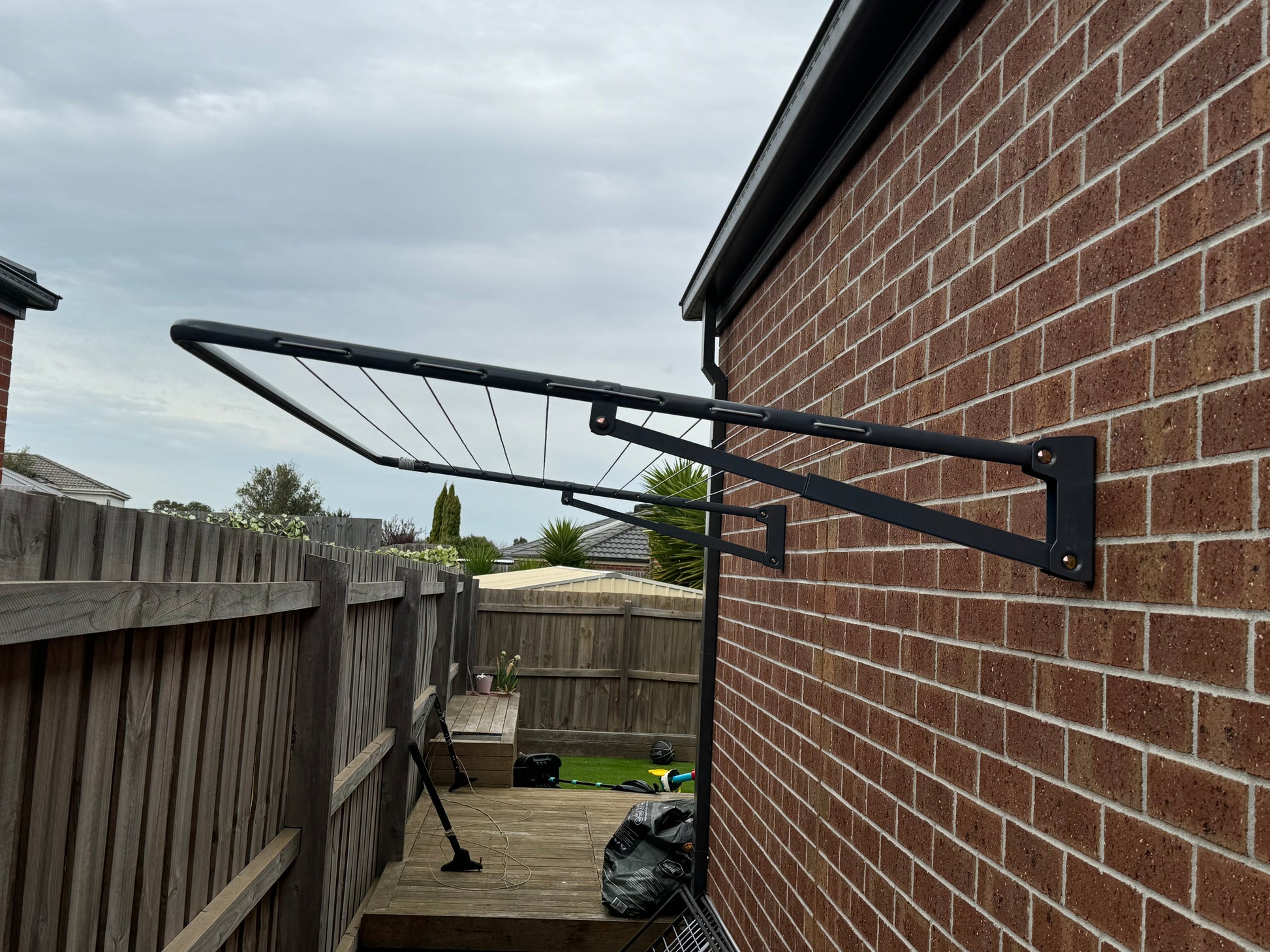 QUICK FOLD DOWN ! FULLY INSTALLED ! TOP SELLER DAYTEK !